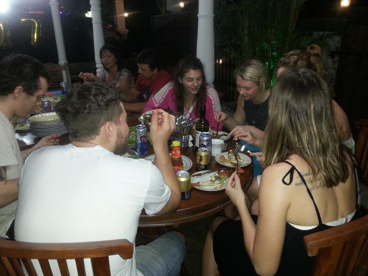 Shantha Surf Villa เวลิกามา ภายนอก รูปภาพ
