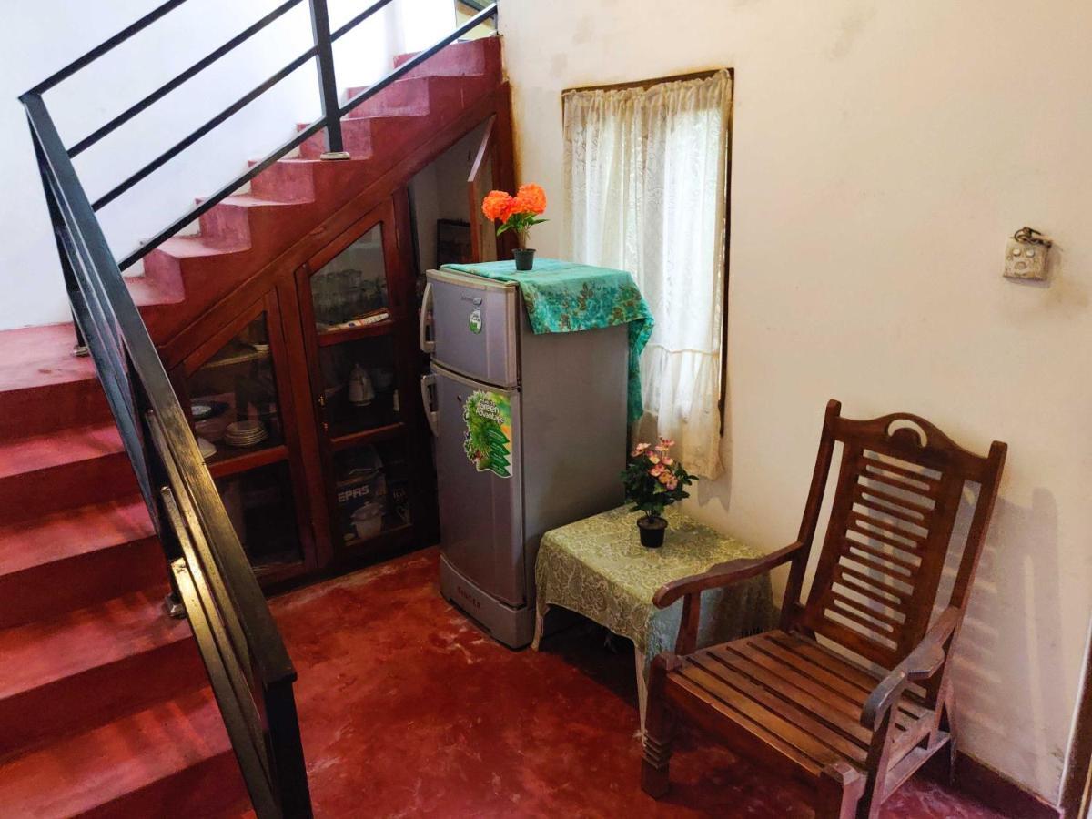Shantha Surf Villa เวลิกามา ภายนอก รูปภาพ